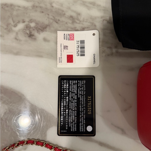 CHANEL Red Quilted Leather Key and Card Holder Set - Picture 8 of 8